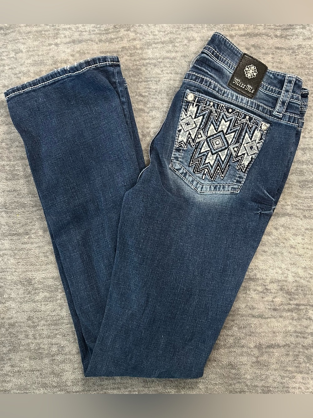 Miss Me Mid Rise Boot Cut Jeans Size 31 Y2K Denim Embroidered Aztec Dark Wash